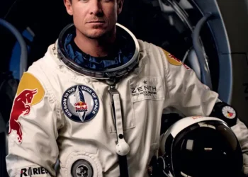 Vdes tragjikisht në Itali rekordmeni i famshëm i hedhjes nga stratosfera, Felix Baumgartner
