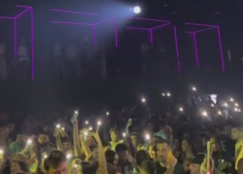 Panik në “Lollipop” Palasë: Sherr me armë dhe të plagosur gjatë koncertit