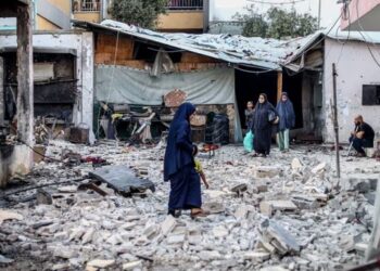 Izraeli intensifikon sulmet në Gaza përpara bisedimeve për armëpushim