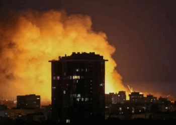 Sulm me dron në Kiev, plagosen të paktën 14 persona