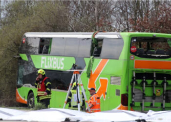 Përmbyset autobusi në Gjermani, 20 të plagosur