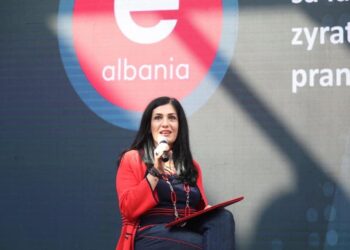 “Made in Albania”: Kur dështimi dixhital shitet si sukses