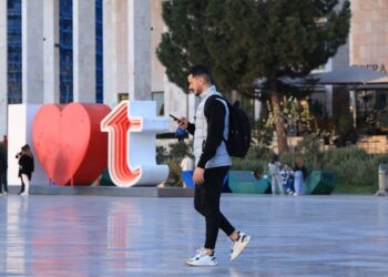 Investigimi tronditës i medias publike austriake: Edi Rama përdori ndalimin e TikTokut si ‘Kalë Troje’