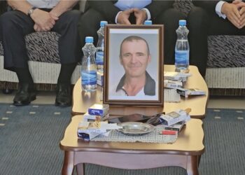 Përcillet në “banesën e fundit” kapiteni Arben Anamali