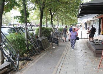 Aksioni i Ramës për ‘shkuljen’ e tendave/ Malaj: Modeli ekonomik i mbështetur te oligarkët