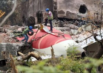 E qëllimshme apo aksidentale? Çfarë zbulojnë hetimet për rrëzimin e avionit të Air India