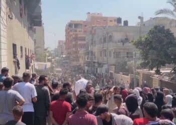 Po prisnin ndihma ushqimore, 20 të vdekur në një qendër shpërndarjeje në jug të Gazës