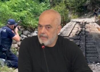 ‘Aventura me turizmin’/ Kur shteti zgjedh forcën, jo vizionin