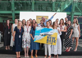 Ryanair vjen me 10 linja të reja, por a do të shpëtojmë nga abuzimet në fluturime?