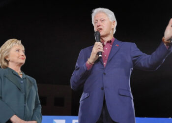 Dosja “Epstein” / Bill dhe Hillary Clinton thirren në gjyq në hetimin e Kongresit