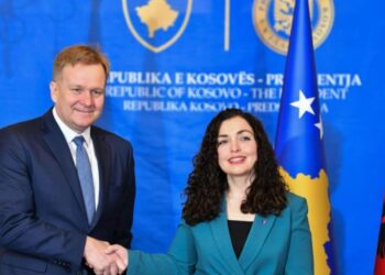 I dërguari me BE Peter Sorensen në Kosovë, takohet me presidenten Vjosa Osmani