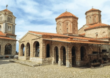 “Le Figaro”: Shqipëria, mes 5 destinacioneve më të mira kulturore për të udhëtuar