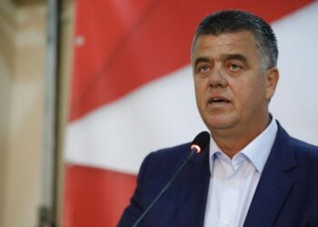 Ish-ministri i Mjedisit Lefter Koka lë qelinë