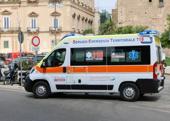 Alarm shëndetësor në Itali, tre persona humbin jetën nga botulizmi