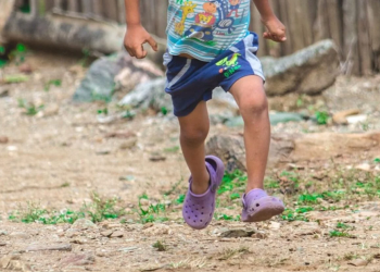 E rëndë në Itali: 4-vjeçari humb jetën pas goditjes në tru nga i nxehti