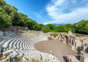 Butrinti nën kërcënim: A do të mbijetojë gardhi i Gani Strazimirit përballë projektit të ri?