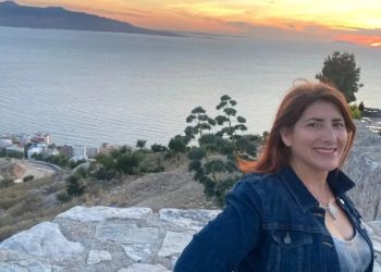 “Mbylla biznesin tim dhe u transferova në Shqipëri”, historia e 55-vjeçares që la Los Anxhelosin për Tiranën