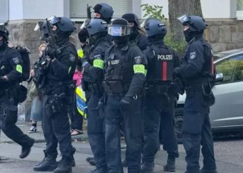 Sulm me thikë në Gjermani, plagoset rëndë një mësues – autori 18-vjeçar nga Kosova në arrati