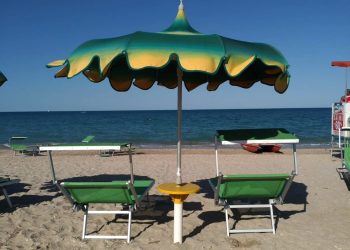 18-vjeçarja dëshmon përdhunimin në shezlongët e hotelit në Durrës: “Leonard Preza më sulmoi edhe pse rezistova”