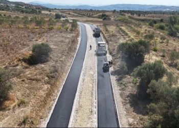 Rruga antike Via Egnatia në rrezik zhdukjeje: Thirrje për ndërhyrje urgjente dhe heqje të asfaltit