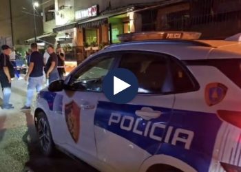 Tronditje në Durrës/ Vritet me thikë 51-vjeçari, gjendet i pajetë në banesë