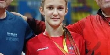 14-vjeçarja që po bën histori në mundjen shqiptare, shpallet nënkampione e Ballkanit për moshat U-15