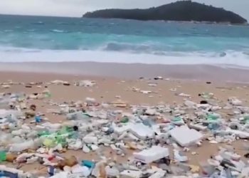 Kroacia rrit presionin ndaj Tiranës pasi plazhi i Dubrovnikut mbulohet nga mbeturinat që vijnë nga Shqipëria