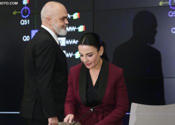 “Atij k*rvës, palloshit…”/ Balluku i drejtohej Ramës me nofka jo etike? Lala: E kam të konfirmuar