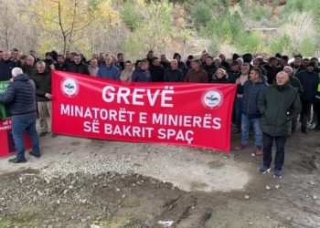 Minatorët e Spaçit ndalin protestën pas 40 ditësh, nis rruga ligjore falë ndërmjetësimit të kryebashkiakut Melyshi