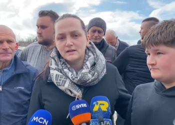 “Shteti po na nxjerr nga toka jonë”/ Baks-Rrjoll: 80 familje në protestë për tokën, akuza ndaj drejtësisë