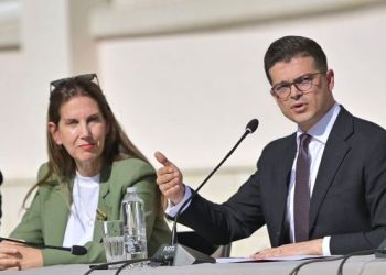 “Për b*thën e Pirro Vengut e Mirela Kumbaros, sot vendosëm një standard të ri!”