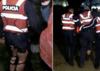 Molotovë dhe flakë para Parlamentit, katër policë digjen mes kordonit të sigurisë