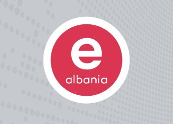 Bllokohet aplikimi për kredi të buta: e-Albania jashtë funksionit, qytetarët rrezikojnë të humbasin afatin dhe të drejtën e strehimit