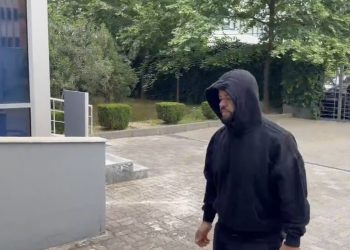 Noizy në GJKKO për dosjen e Laert Haxhiut, kërkohet dëshmia e Cllevios dhe babait të reperit