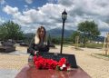 “Sot ma vrave për së dyti babanë!” Vajza e Tahir Sinanit shpërthen ndaj Taulant Ballës: Gjaku i tij do t’ua thyejë qafën