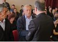 “Ishin vetëm 6 policë, jo 40”/ Xhaxhai i Enea Mekollit përgënjeshtron drejtorin e Policisë dhe i kërkon llogari Begajt: E latë vendin në dorë të kriminelëve