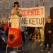 Gala Dragot në protestë: Brezi im do ta shpëtojë këtë vend