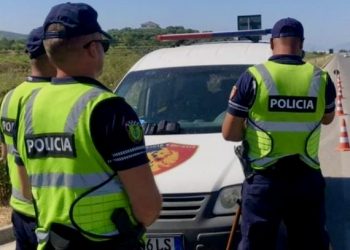 Masa të reja në Kodin Rrugor: hiqet përgjithmonë patenta për shoferët e dehur, kufizime për të rinjtë dhe gjoba më të rënda për telefonin