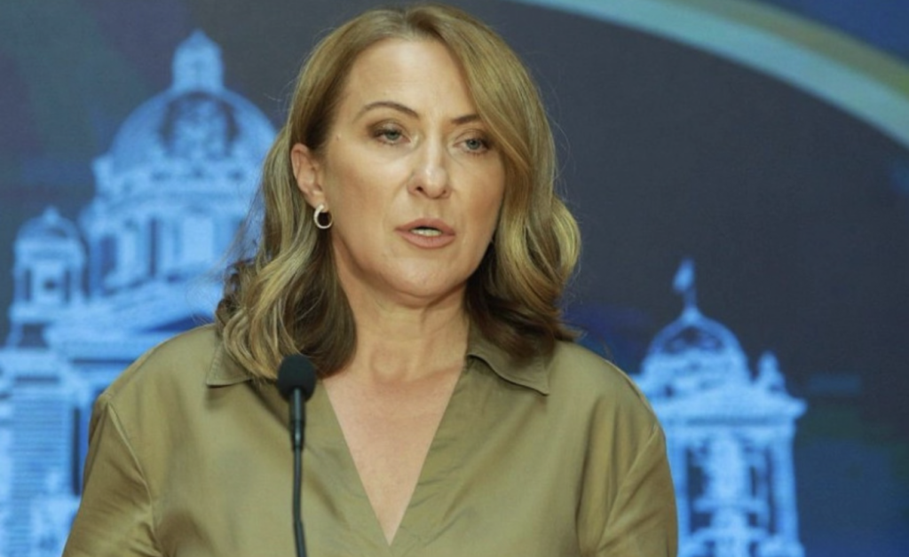  Duhej të thosha  deportim   jo  spastrim etnik   Ministrja serbe refuzon dorëheqjen dhe tenton të justifikojë deklaratën për Kosovën