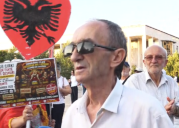 DITA 53/ “Nëse kanë një pikë burrërie, deputetët e opozitës të ngujohen në Parlament”/ Pensionisti: Marr 10 mijë lekë, detyrohem të punoj në të zezë