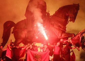 Protesta nuk rrezikohet vetëm nga qeveria, por edhe nga ata që duan ta drejtojnë
