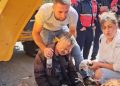 Burimasi kundër projektit që çon ujin e fshatit në Zvezdë/ Protesta përplaset me policinë, një banor humb ndjenjat dhe 3 shoqërohen
