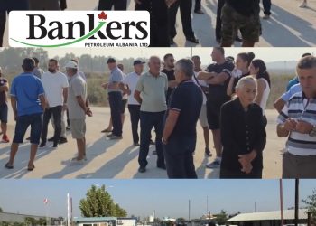 Banorët e Patos-Marinzës në protestë kundër Bankers, kërkojnë pagesat për tokat: “Nëse nuk na dëgjojnë, do të bllokojmë naftën”