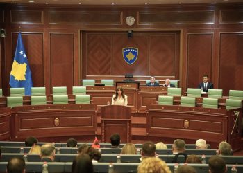 99 vota pro, asnjë kundër/ Kuvendi i Kosovës sfidon Specialen për ish-krerët e UÇK-së: Të mbrohet e vërteta e luftës