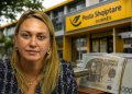 Përvetësoi 700 mijë euro nga Posta Shqiptare, lirohet nga burgu dhe lihet në arrest shtëpie ish-drejtoresha Elisabeta Mataj