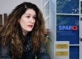 GJKKO lë në “arrest shtëpie” Vlora Hysenin, ajo kyç gojën pas seancës