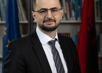 Katër muaj heshtje përballë protestave e dhunës: Avokati i popullit, Endrit Shabani rrezikon deri në 7 vite burg për shpërdorim detyre