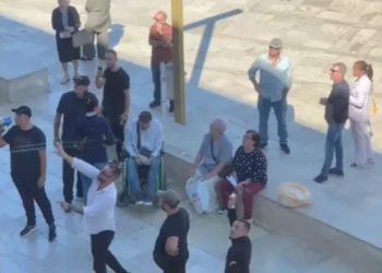 “Mos e prek Durrësin”/ Banorët kundër projektit TID, vezë drejt Bashkisë